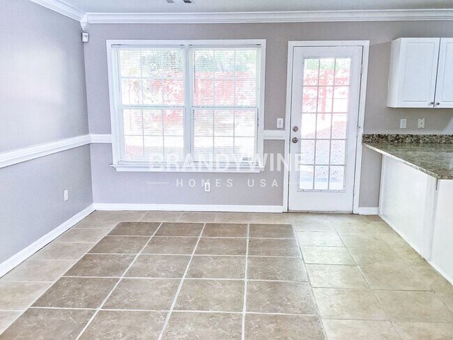 Foto del edificio - MOVE IN BY JAN 15TH AND RECEIVE $500 OFF F...