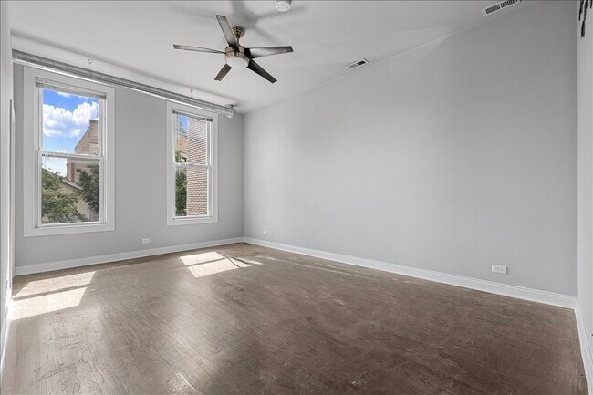 Foto del edificio - 1754 W 21st Pl