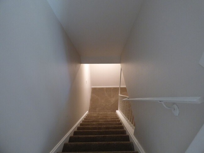 Building Photo - 1438 Stuart St