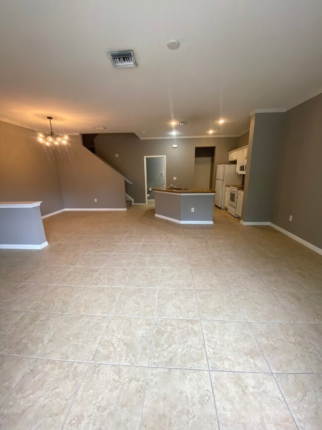 Building Photo - 7441 Arlington Grove Cir