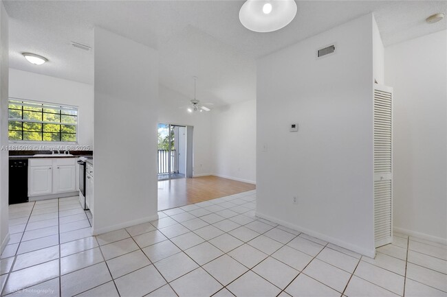 Foto del edificio - 1761 NW 96th Terrace
