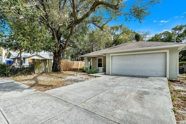 Foto del edificio - 3Bed 2Bath Single Family Home for Rent