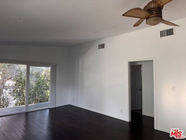 Building Photo - 2639 6th St