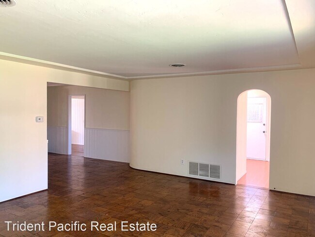 Building Photo - 3 br, 2 bath House - 140 G Avenue