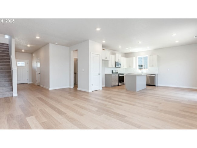 Foto del edificio - 9212 SE Azalea St