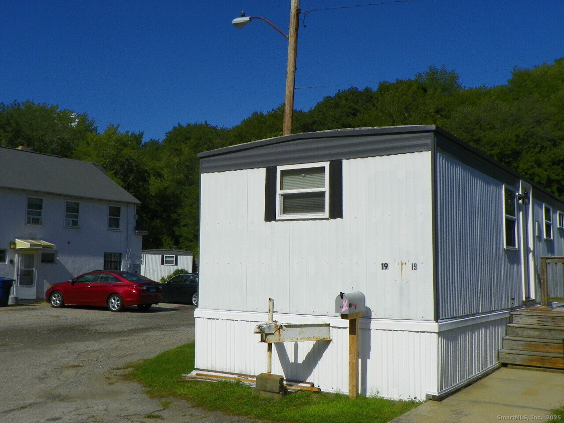 Primary Photo - 20 Woodland Dr