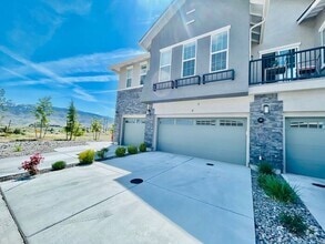 Building Photo - 2022 Cradle Mountain Dr