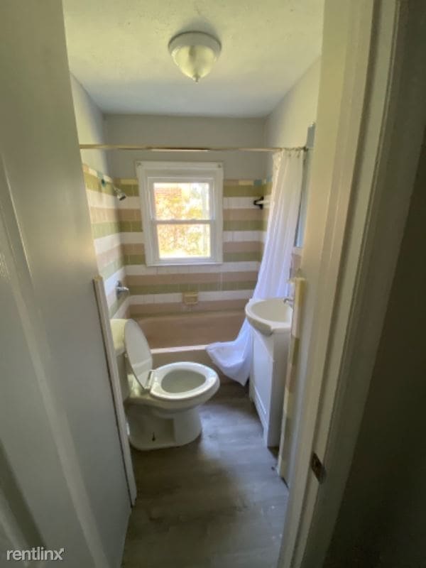 Building Photo - 2 br, 1 bath Condo - 1517 Tinkertown Ave