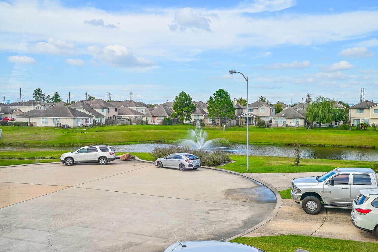 Foto del edificio - 10826 Aly Trace Ct