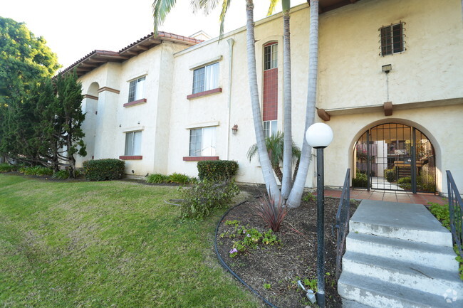 Foto del edificio - Palomar Garden Apartments