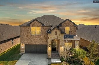 Building Photo - 1137 Castlerock Rd