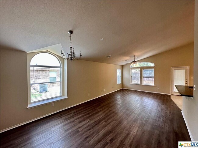 Building Photo - 6706 Indian Hawthorne Dr