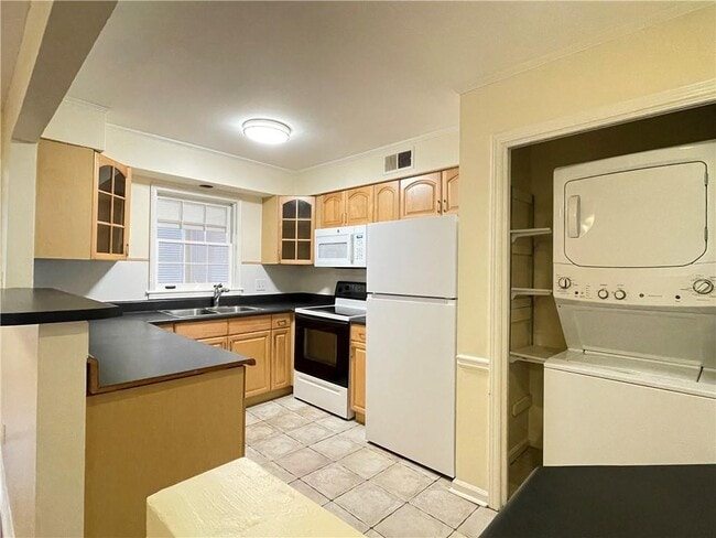 Building Photo - 59 Lamsden Ln NW