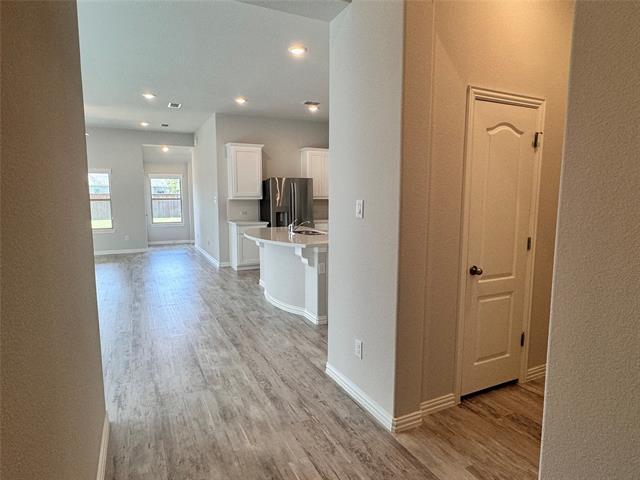 Building Photo - 447 Prairie View Dr