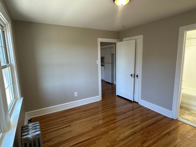 Foto del edificio - Marlyn Apts 202: 1 Bed 1 Bath