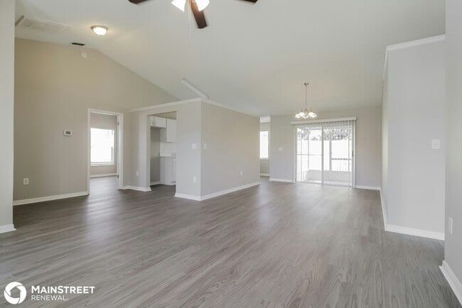 Building Photo - 2665 Oak Run Blvd