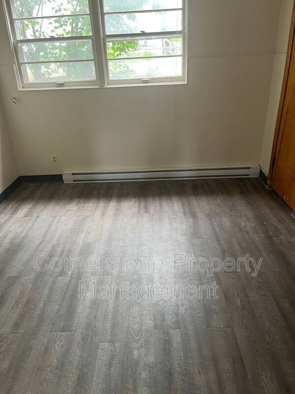 Foto del edificio - 239 N 12th St