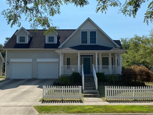 Building Photo - 5610 Sugarberry Dr