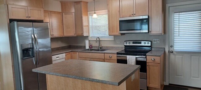 Foto del edificio - 7673 Bent Mountain Rd