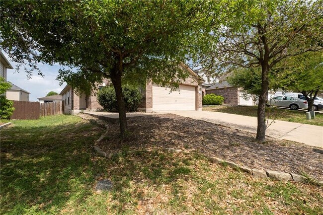 Building Photo - 2023 Ashberry Trail