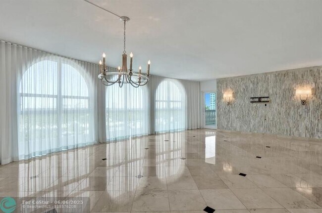 Foto del edificio - 2845 NE 9th St