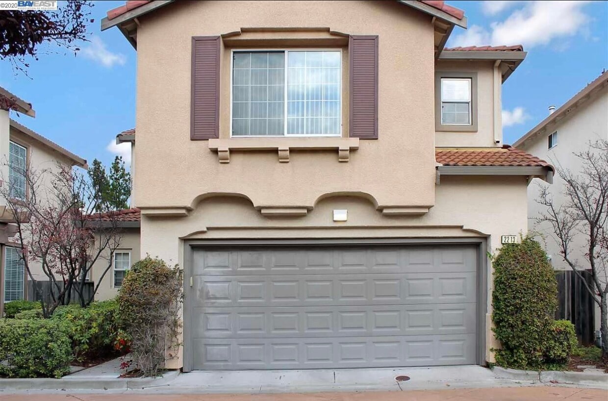 Front - 2213 Wigeon Ct