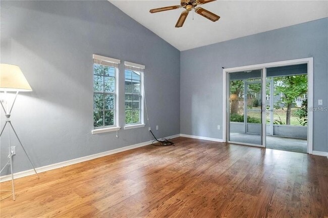 Foto del edificio - 431 NW 50th Blvd