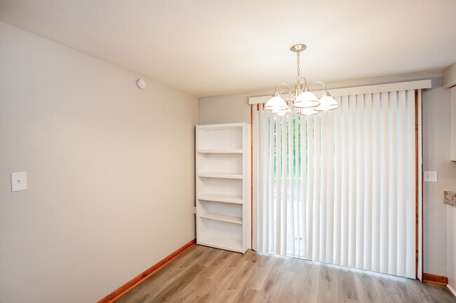Foto del edificio - 2311 E 40th St
