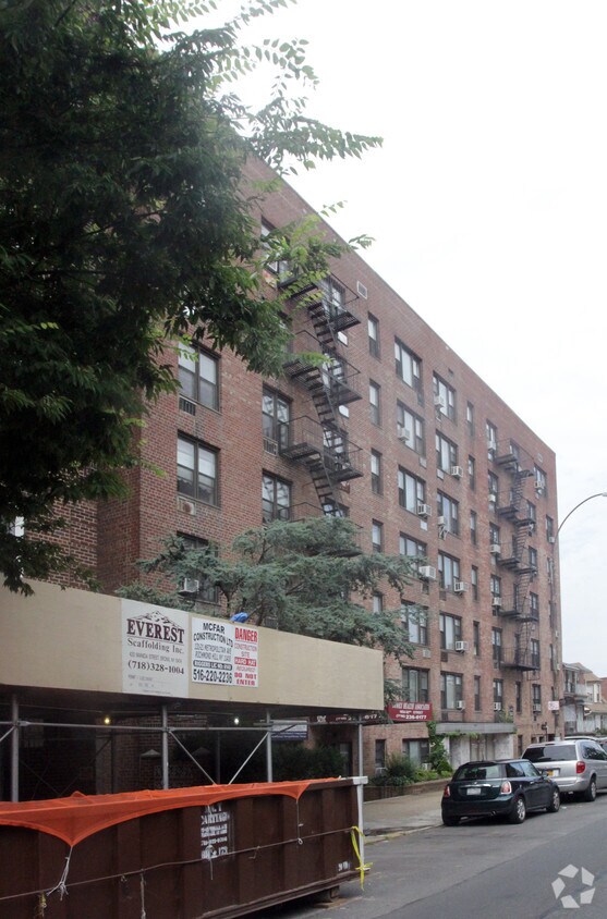 Building Photo - 1850 82nd St