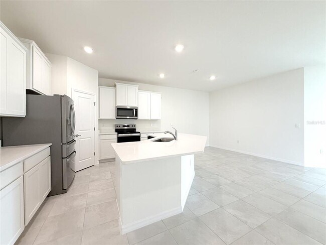 Foto del edificio - 4730 NW 39th St Rd