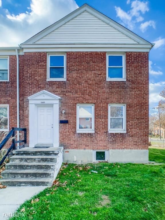 Foto del edificio - 3 br, 2 bath Townhome - 2900 Cornwall Rd