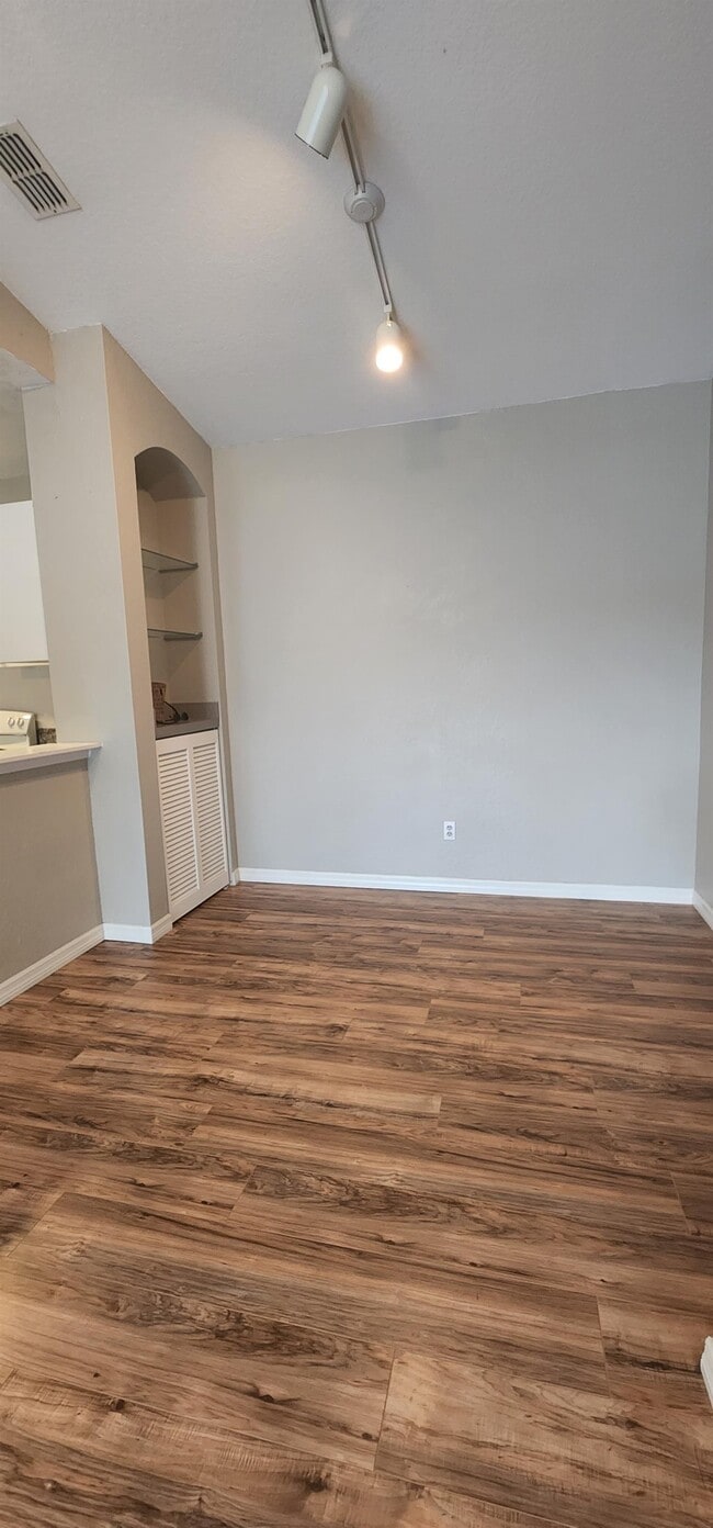 Foto del edificio - 2740 Maitland Crossing Way