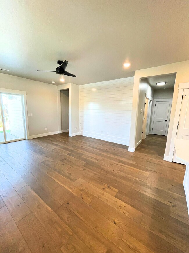 Foto del edificio - 7194 W Storywood St