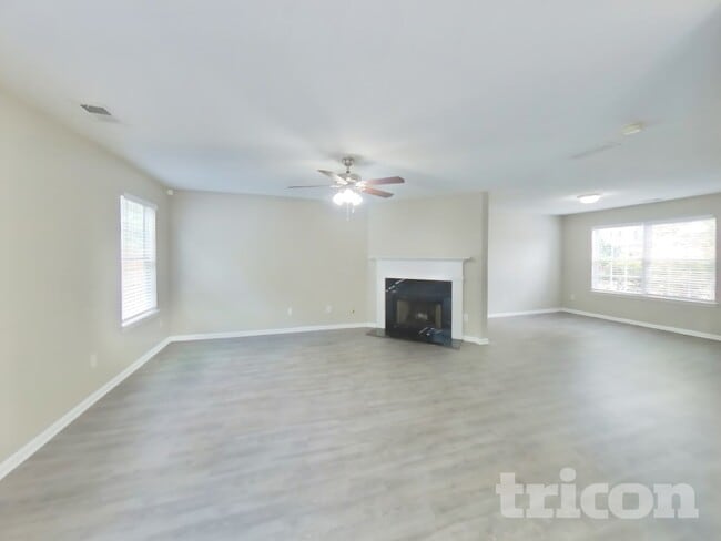 Building Photo - 2955 Pebble Creek Ln