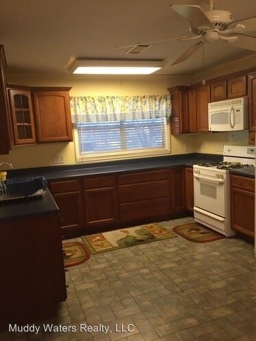 Building Photo - 2 br, 1 bath House - 4543 Hernando Road