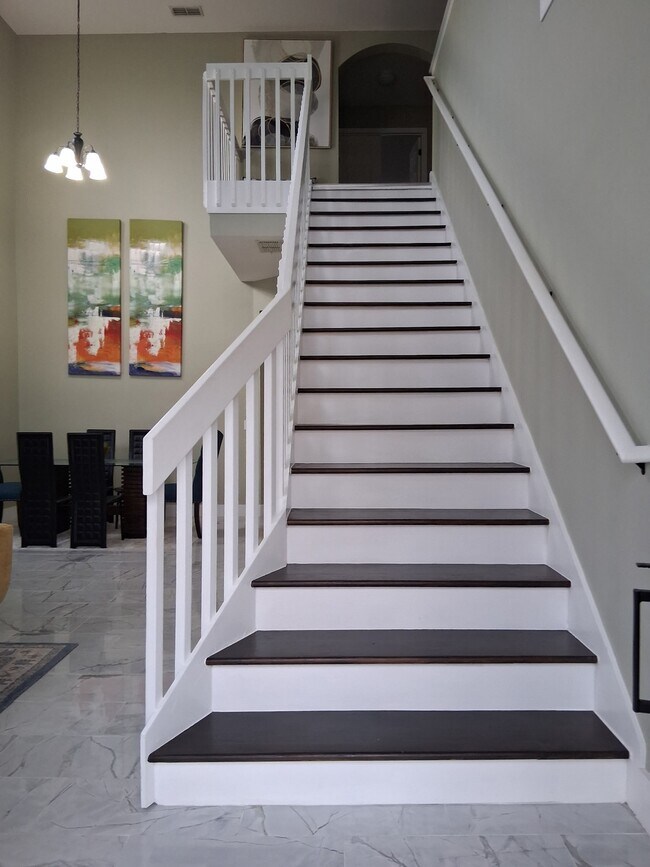 Building Photo - 4684 Cumbrian Lakes Dr