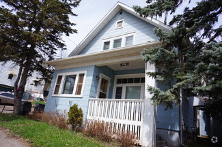 Building Photo - 714 N 24th Ave W