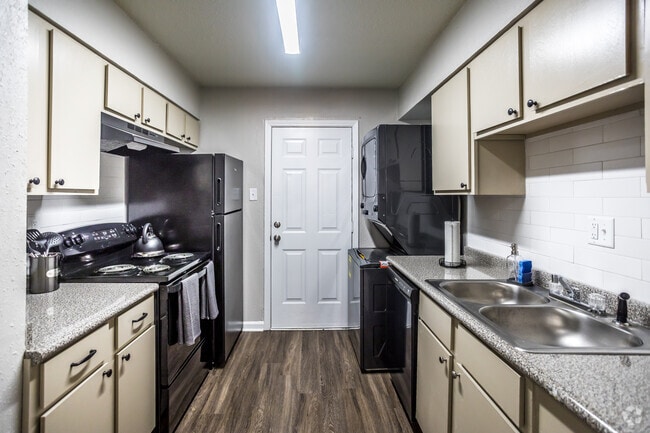 Interior Photo - Getwell Pointe Apartments