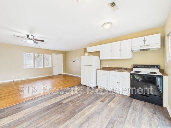 Foto del edificio - 3716 Mersington Ave