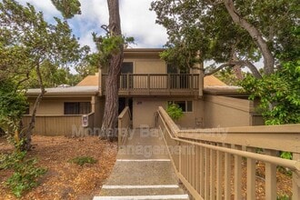Building Photo - 29 Montsalas Dr