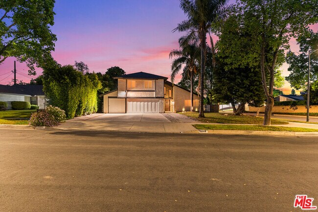 Building Photo - 9200 Wystone Ave
