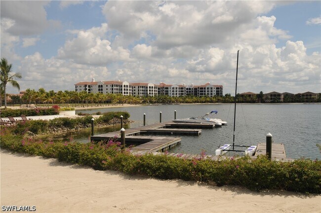 Foto del edificio - 10541 Marino Pointe Drive
