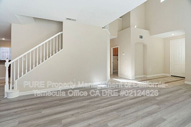 Building Photo - 31160 Gleneagles Dr