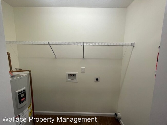 Building Photo - 2 br, 2.5 bath House - 808 Bob Kirby Road
