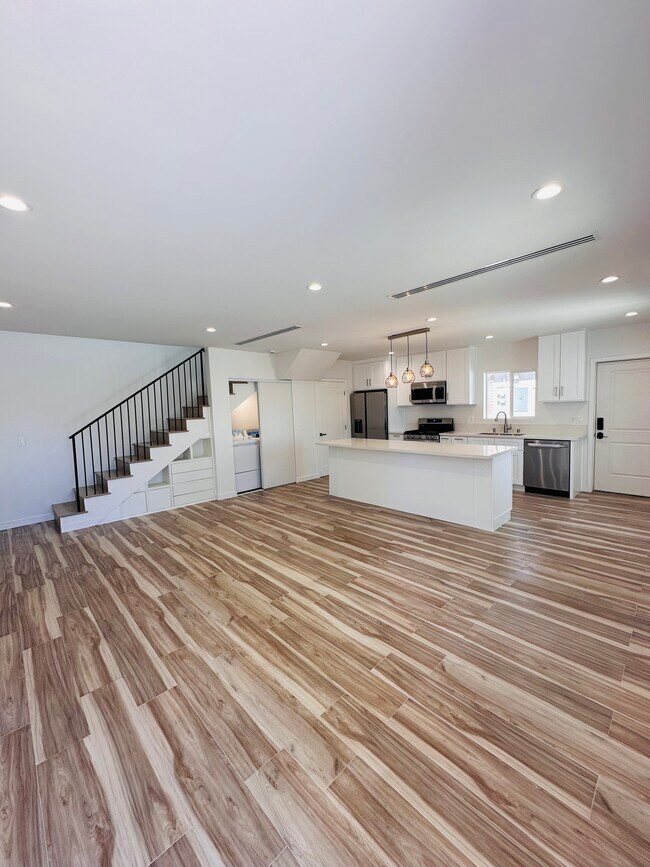 Foto del edificio - 14233 Hart St