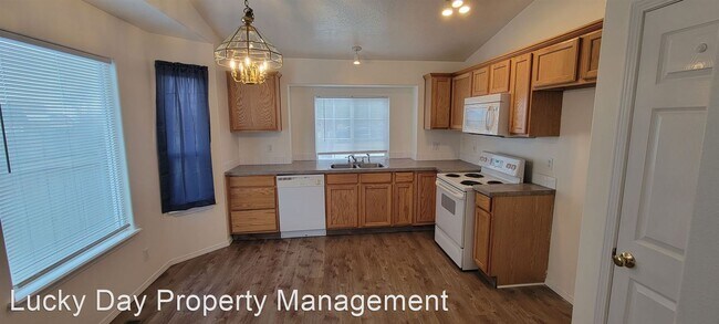 Building Photo - 3 br, 2 bath House - 16799 Natio Ave