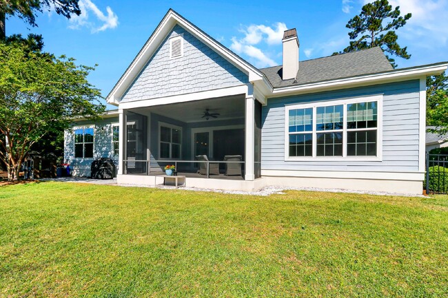Building Photo - Spectacular 4 Bedroom/3.5 Bath Home in Ham...