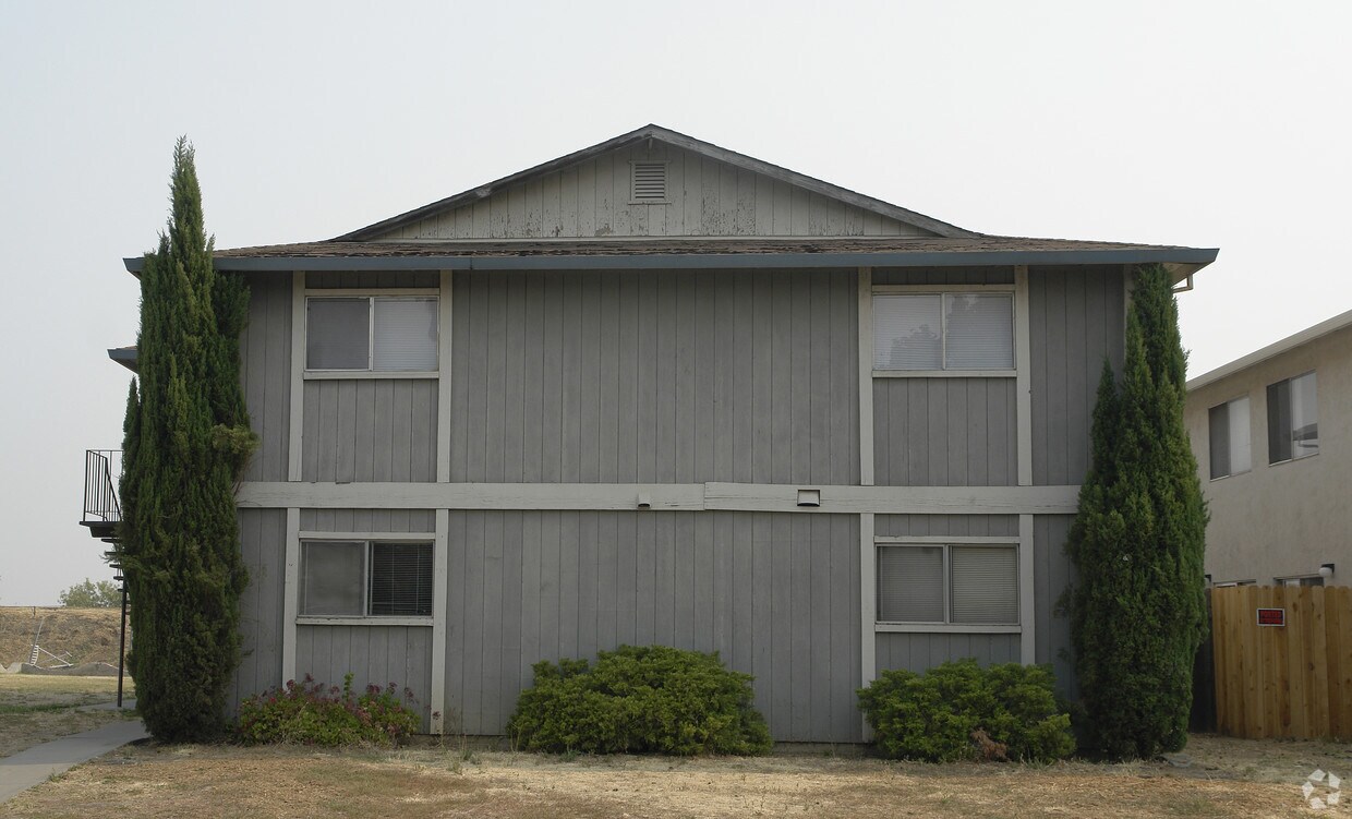 Foto del edificio - 1508 Sycamore Dr