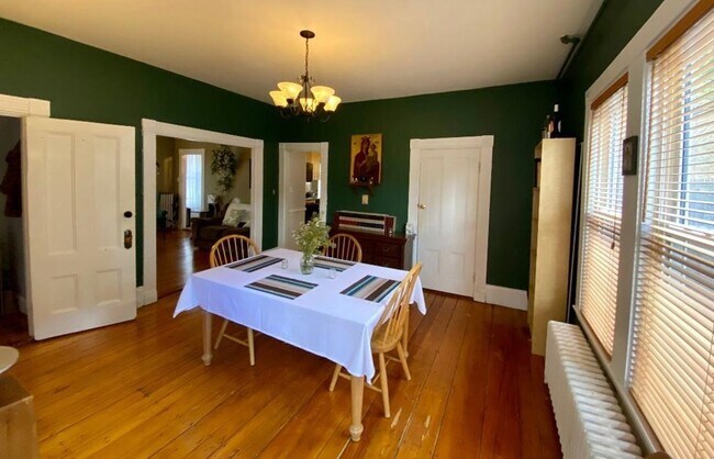 Foto del edificio - 4295 Washington St