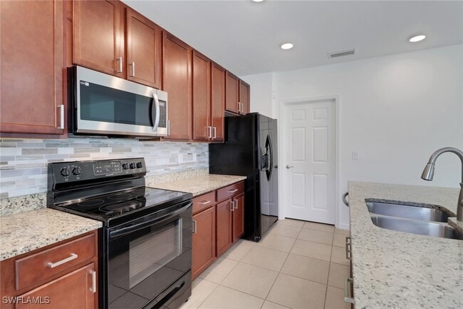 Building Photo - 26974 Wildwood Pines Ln